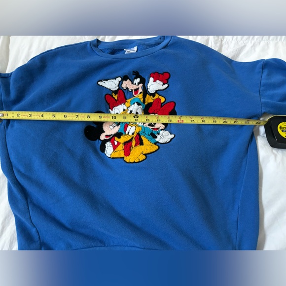 Vintage Disney Crewneck Sweater 💙 - Picture 12 of 14
